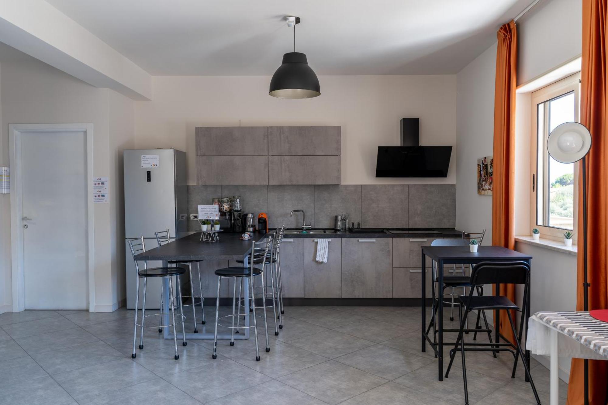Click Art & Room Trabia Extérieur photo